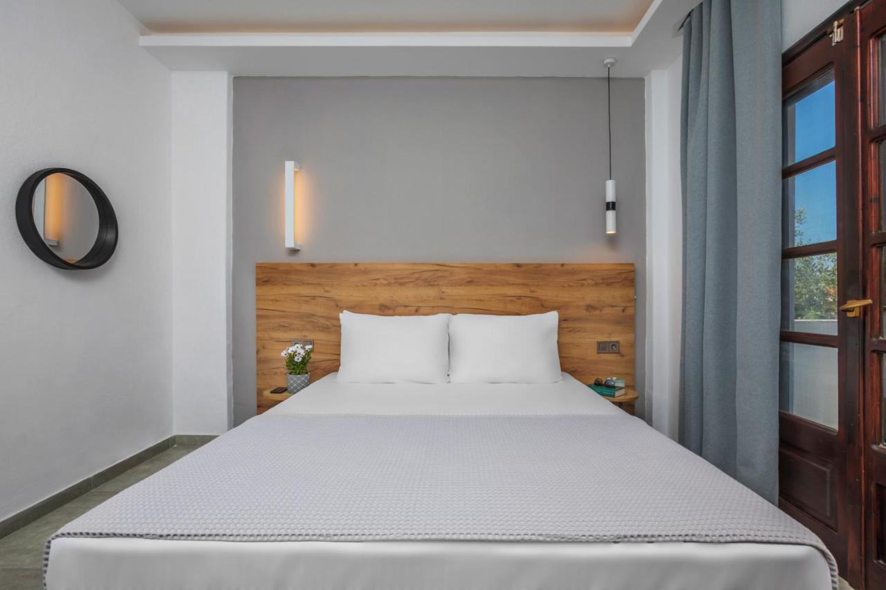 Eleon Suites Афитос Экстерьер фото